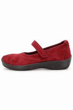 L18 - Lytech Quilted Mary Jane - Burgundy