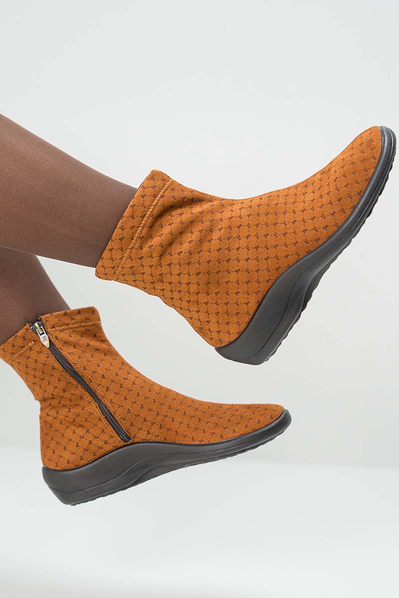 Jasper A - Embossed Limited Edition Bootie - Canela