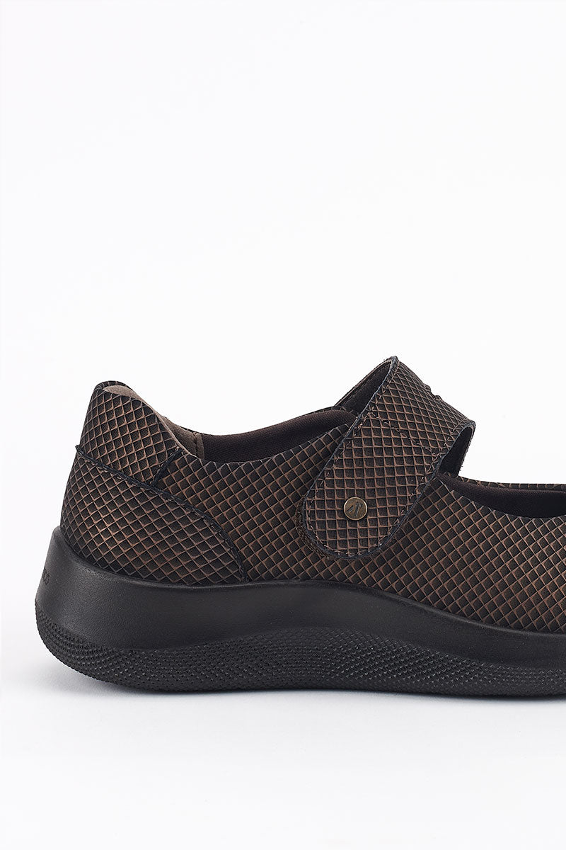 Nahanni – Lytech Mary Jane – Print Brown