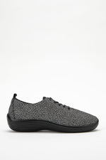 Lanin Seashell - Printed Lytech Lace-Up Sneaker - Black