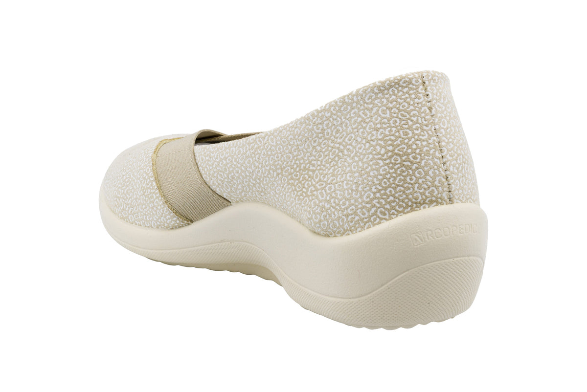 Acadia Seashell - Printed Lytech Slip-On - Sahara
