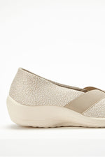 Acadia Seashell - Printed Lytech Slip-On - Sahara