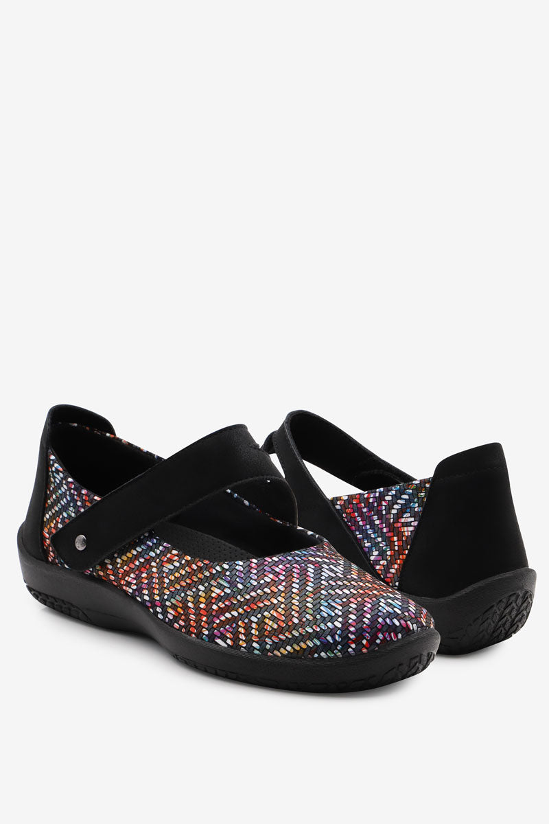 Cosmo Kokoa - Lytech Asymmetric Strap Mary Jane - Black