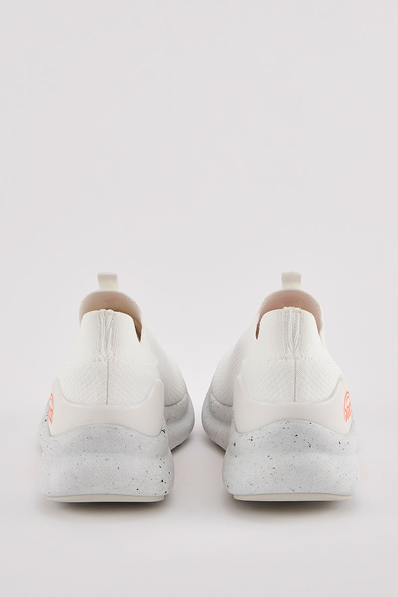 ARCO 1 - Unisex Walking Performance Sneaker - White