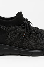 Physis - Water-Resistant Knit High-Top - Black