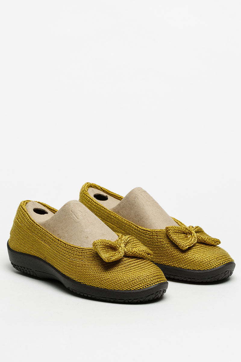 Lyla Sport - Knit Bow-Detail Flat - Mustard