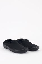 Olympus – Elstech Slip-On – Black