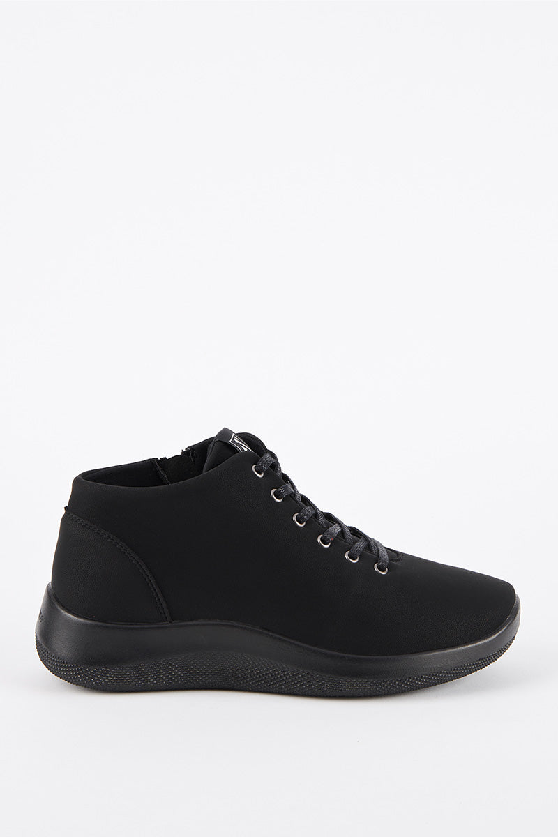 Tatra – Lytech Ankle Bootie – Black