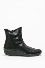 L19 - Scrunch Lytech Bootie - Black Creative