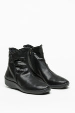 L19 - Scrunch Lytech Bootie - Black Creative