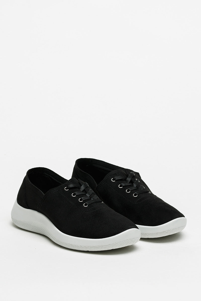Yosemite - Lace-Up Comfort Sneaker - Black