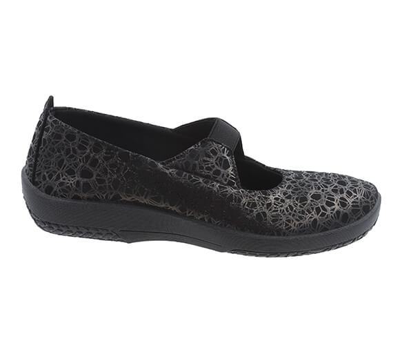 Leina - Lytech Slip-On Flat - Black Liho