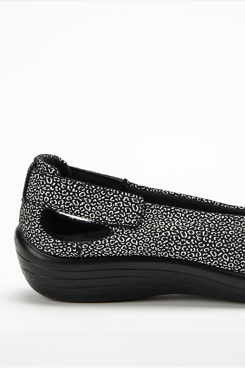 Jasmund Seashell - Printed Lytech Ballerina Flat - Black
