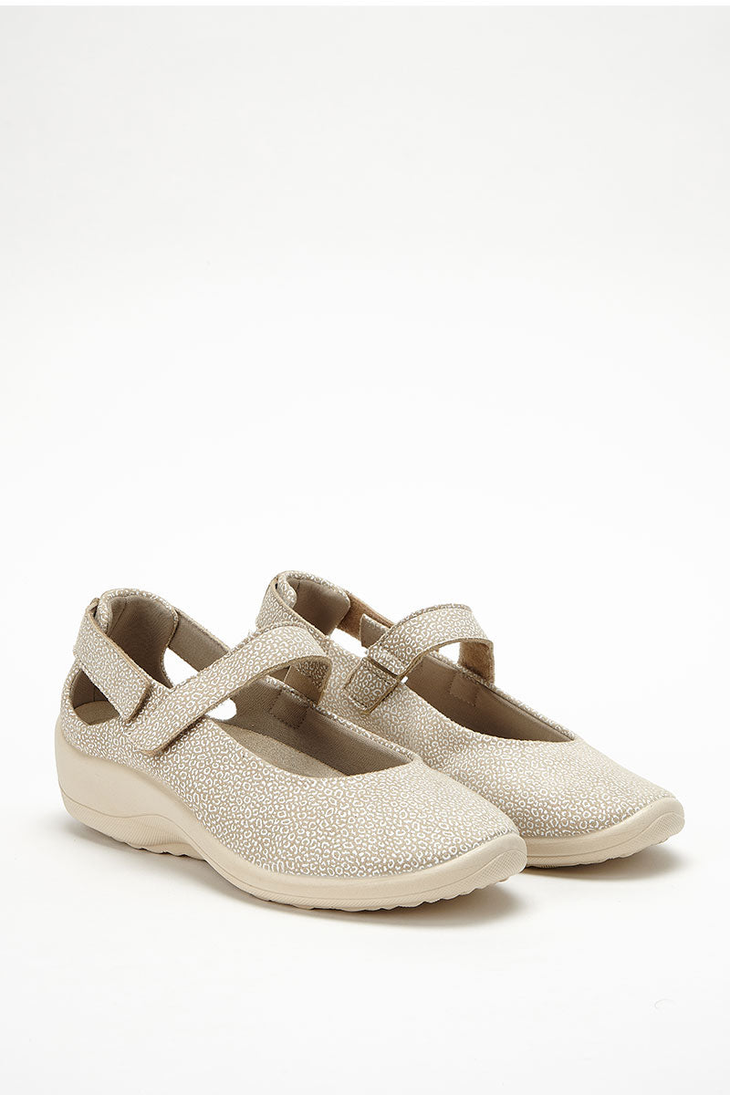 Minami Seashell - Dual-Strap Lytech Mary Jane - Sahara