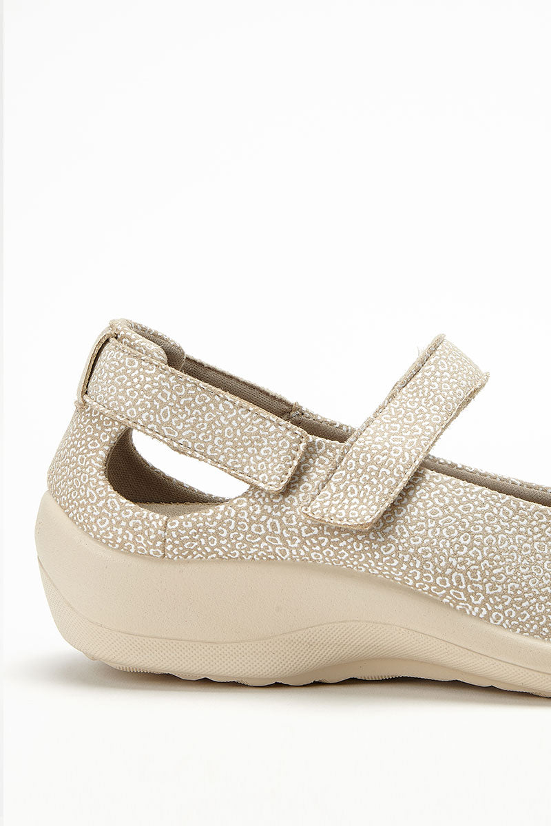 Minami Seashell - Dual-Strap Lytech Mary Jane - Sahara