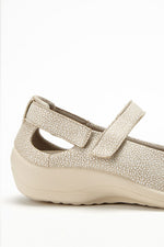 Minami Seashell - Dual-Strap Lytech Mary Jane - Sahara