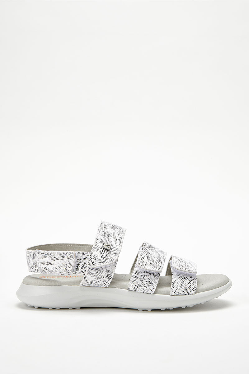 Stelvio - Adjustable Lytech Walking Sandal - White Palm