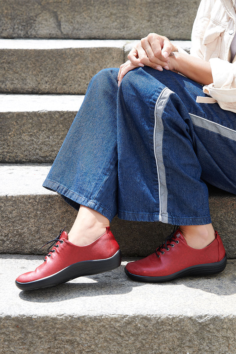 Lanin - Lytech Lace-Up Sneaker - Cherry