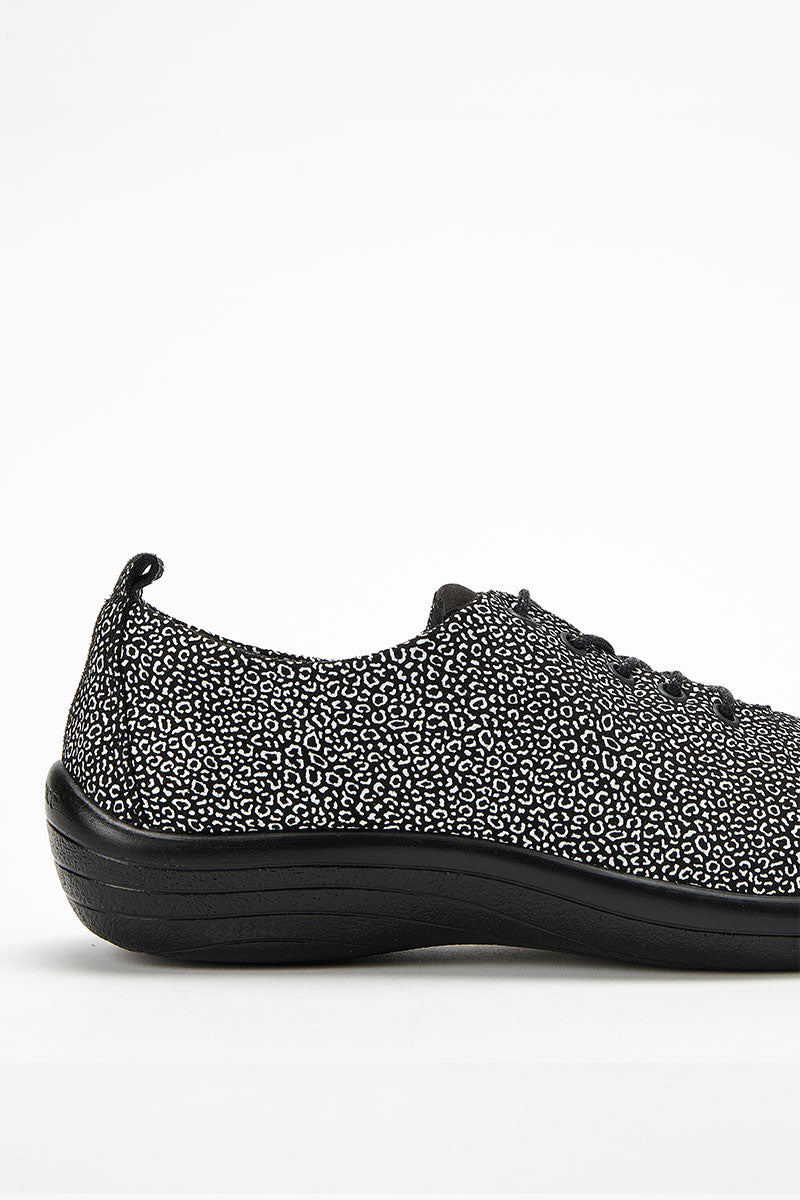 Lanin Seashell - Printed Lytech Lace-Up Sneaker - Black