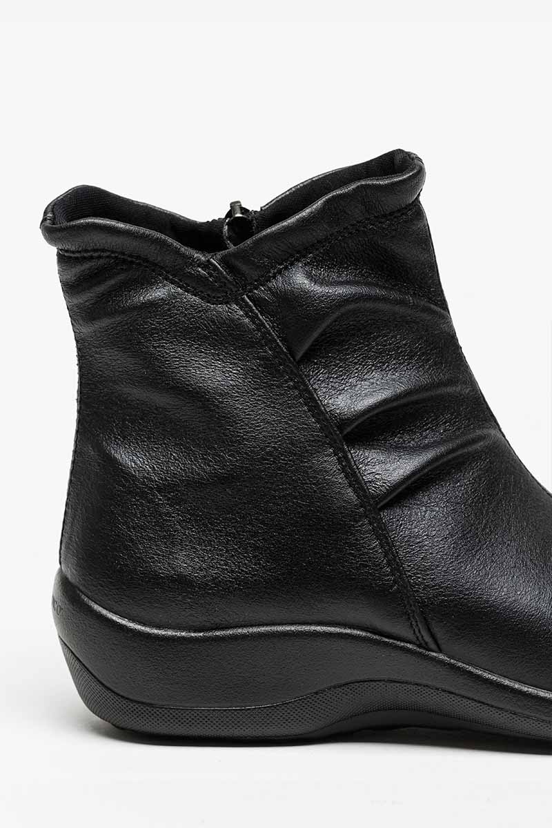 Paluma - Lytech Scrunch Bootie - Black