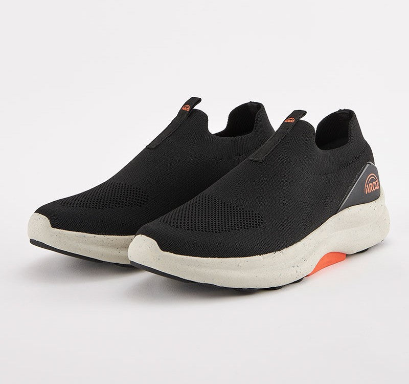 ARCO 1 Unisex Lightweight Performance Sneaker