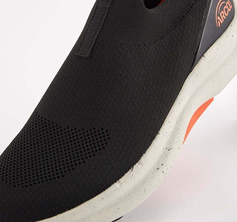 ARCO 1 Unisex Lightweight Performance Sneaker