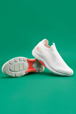 ARCO 1 - Unisex Walking Performance Sneaker - White