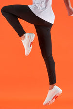 ARCO 1 - Unisex Walking Performance Sneaker - White