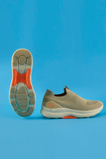 ARCO 1 - Unisex Walking Performance Sneaker - Taupe