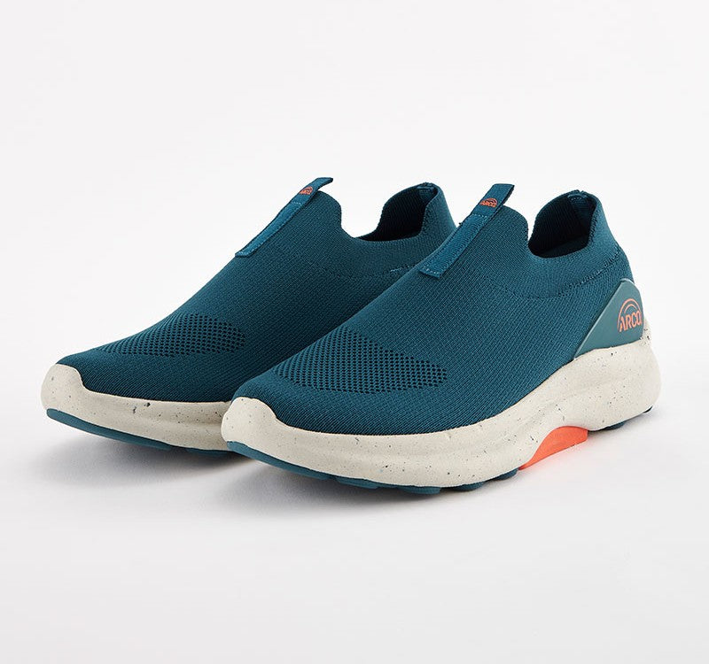 ARCO 1 Unisex Lightweight Performance Sneaker