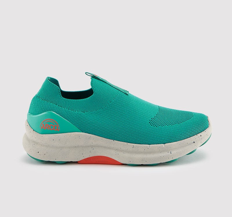 ARCO 1 Unisex Lightweight Performance Sneaker