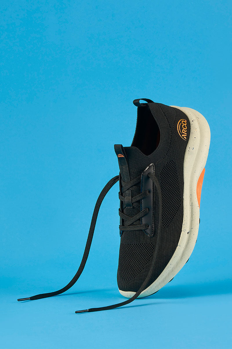 ARCO 2 - Unisex Lace-Up Performance Sneaker - Black