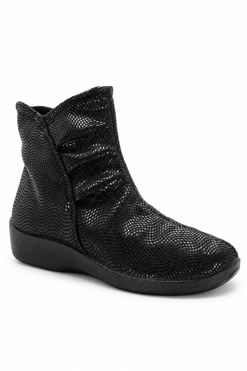 L19 - Scrunch Lytech Bootie - Black Creative