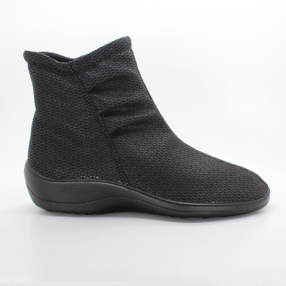 Paluma - Lytech Scrunch Bootie - Black Loul Honeycomb